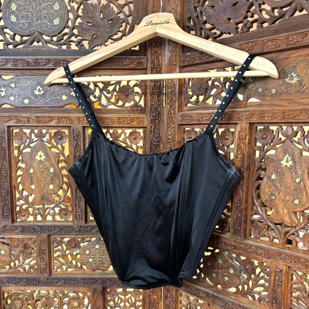 Elegant Black Women's Intimate Corset Top